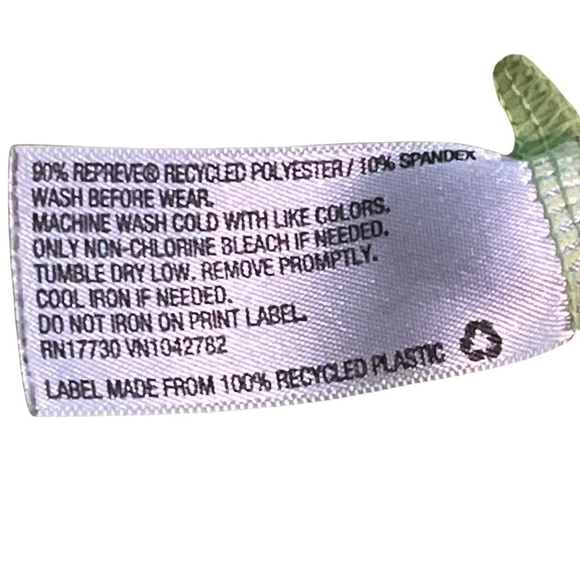 Puma swim trunk and cat & Jack Rashguard Size M (10/12) - Picture 7 of 12